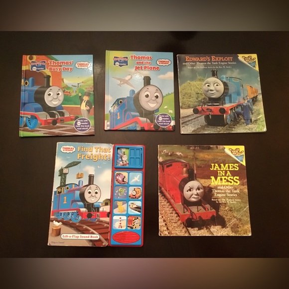 Thomas The Tank 5 books. - Picture 1 of 8